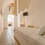 Kamares (adults Only) * Fira (Santorini)