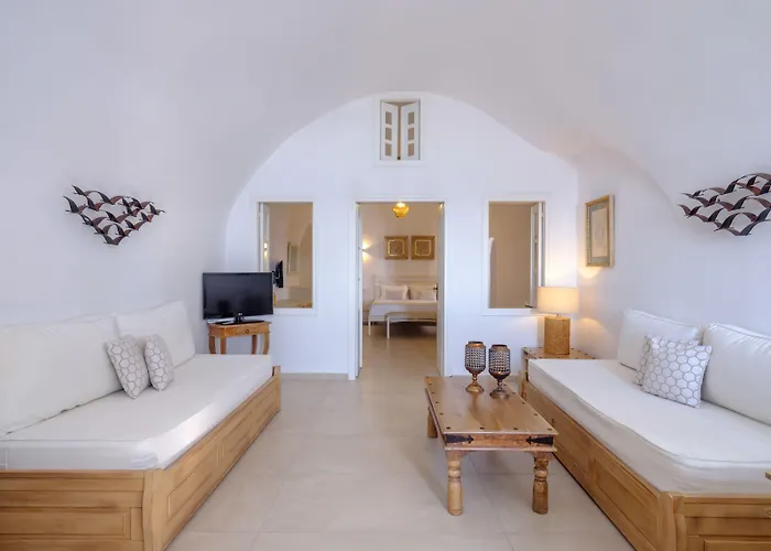 Kamares (adults Only)